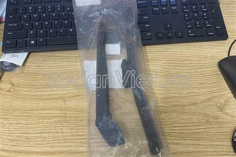 Tay cần gạt mưa sau CN1517C403BB