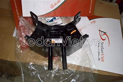 Cao su chân máy trái EB3G7E373CC