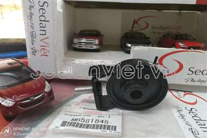 Chân hộp số phụ MB581845