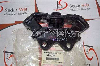 Cao su chân máy trái MR992706