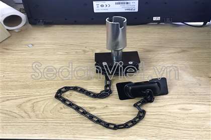 Giá treo lốp dự phòng Mitsubishi Triton 2005-2009