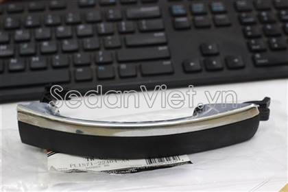 Tay mở cửa ngoài trước PL1S7122404AA