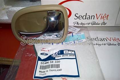 Tay mở cửa trong trước S54N58330B80