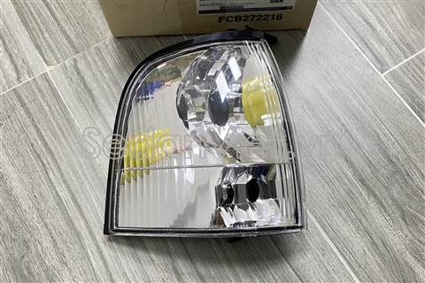 Đèn xi nhan UM465106XD