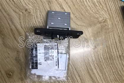 Trở quạt gió điều hoà UR5661B15A