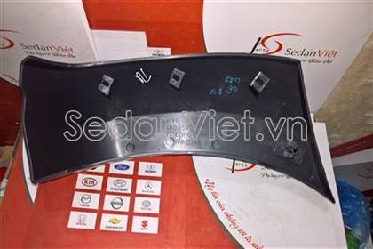 Ốp phồng cản UR8951W70A
