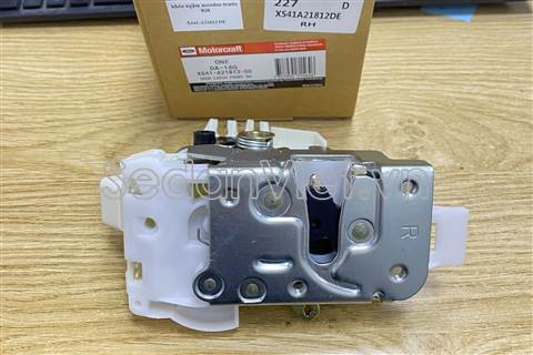 Ổ khóa ngậm cánh cửa XS41A21812DE
