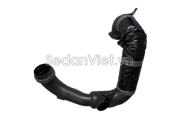Ống nối hộp lọc gió và Toyota Corolla Altis 2004-2008