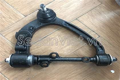 Càng A Toyota Hiace 2014