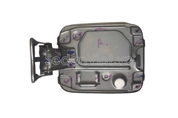 Nắp bình xăng ngoài Suzuki XL7 2020