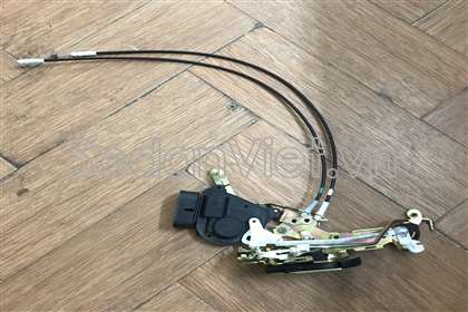Ổ khóa ngậm cửa Toyota Corolla Altis 2004-2008