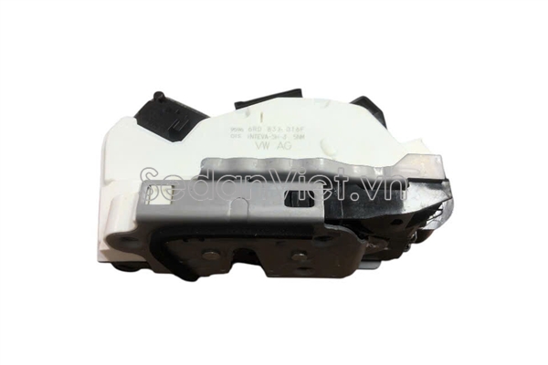 Ổ khóa ngậm cánh cửa Volkswagen Polo 2015-2017