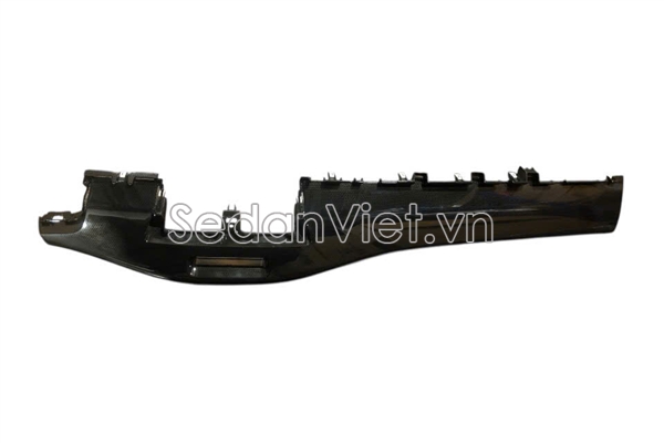 Ốp trang trí táp lô giữa Suzuki XL7 2020