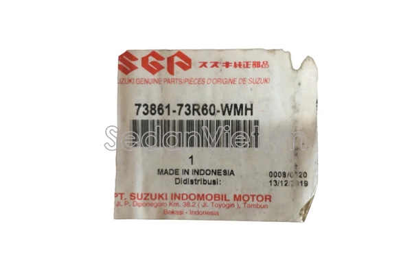 Ốp trang trí táp lô giữa Suzuki XL7 2020