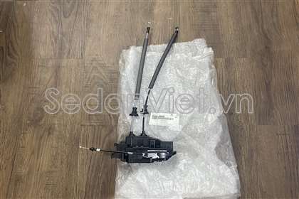 Ổ khoá ngậm cánh cửa Hyundai Santafe 2006-2008