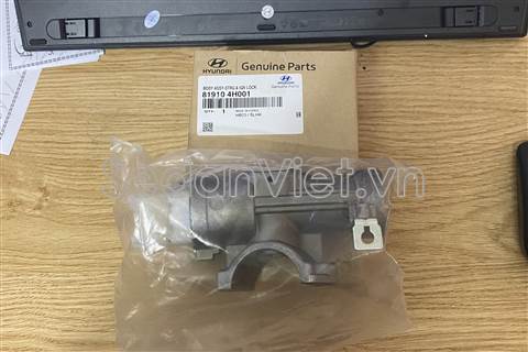 Giá bắt ổ khoá điện Hyundai Starex 2014-2016