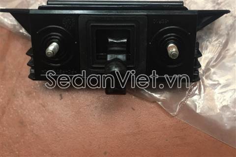 Tay mở cửa hậu Suzuki Ertiga 2018