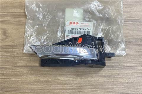 Tay mở cửa trong Suzuki XL7 2020