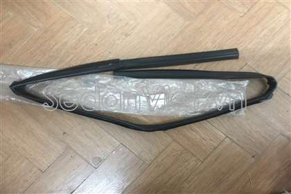Gioăng trượt kính cánh cửa Suzuki Swift 2013