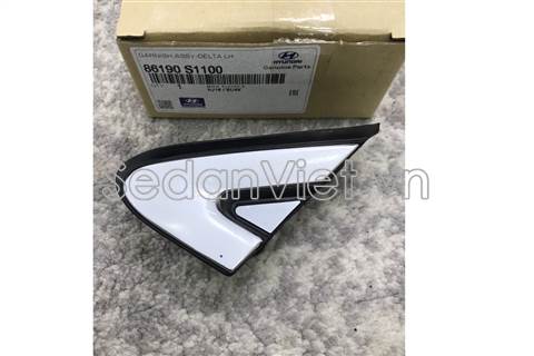 Ốp tam giác gương Hyundai Santafe 2019