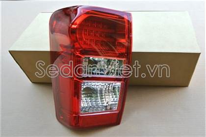 Đèn hậu phải led thẳng kính đỏ tươi Isuzu D-Max