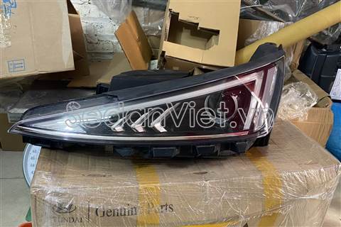 Đèn pha Hyundai Elantra 2019