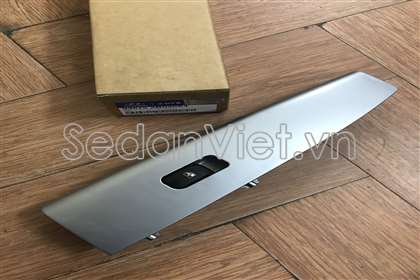 Công tắc lên xuống kính cửa Hyundai Santafe 2006-2008