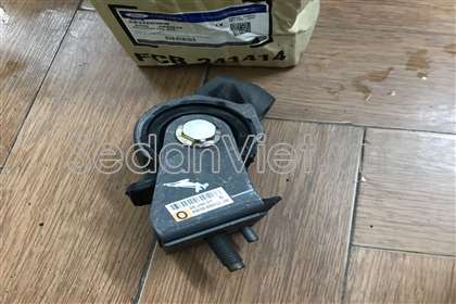 Chân máy Ford Ranger 2013-2014