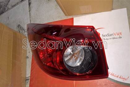 Đèn hậu ngoài trái không led - 4 cửa Mazda 3