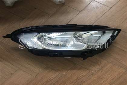 Đèn pha Ford EcoSport 2018