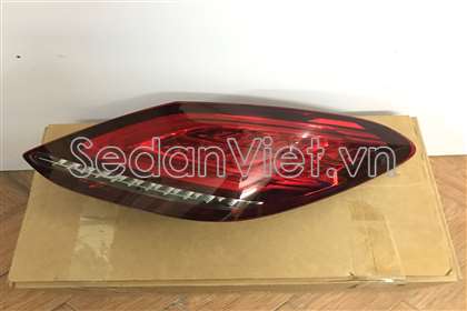 Đèn hậu Mercedes-Benz C200 2014