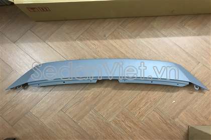 Nhựa ốp ca lăng Mazda 3 2017