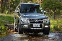Phụ tùng Mitsubishi Pajero