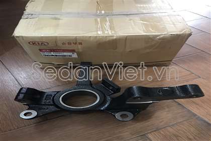 tru-lai-trai-kia-carnival-0k56b33031-chinh-hang