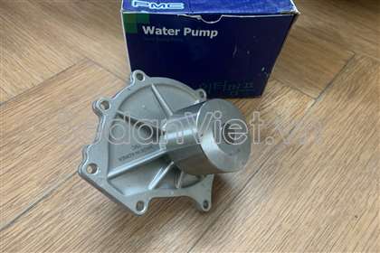 bom-nuoc-dong-co-2-5-kia-carnival-oem-32489