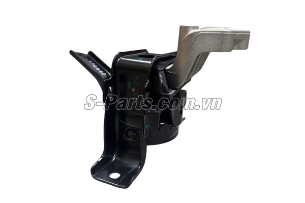 chan-may-phai-suzuki-celerio-chinh-hang-64453