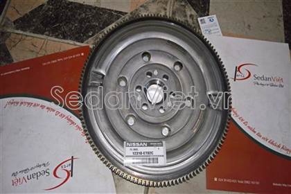 banh-da-nissan-livina-oem-3653