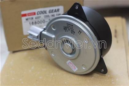 mo-to-quat-gio-dong-co-toyota-yaris-oem-18641
