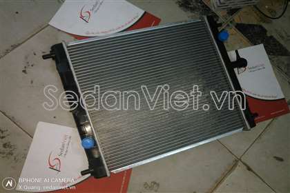 ket-nuoc-suzuki-apv-chinh-hang-9062