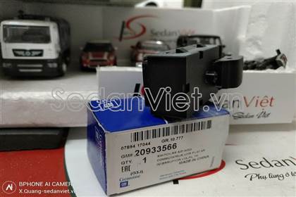 cong-tac-len-xuong-kinh-canh-cua-sau-phai-giac-to-daewoo-lacetti-chinh-hang-23989