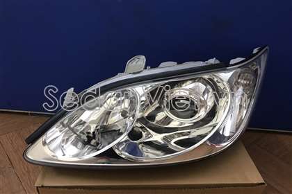 den-pha-trai-co-xenon-toyota-camry-oem-15383