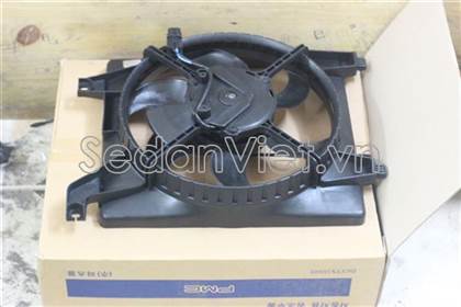 quat-gian-nong-ket-nuoc-8-canh-hyundai-accent-253801e100-oe-gia-re