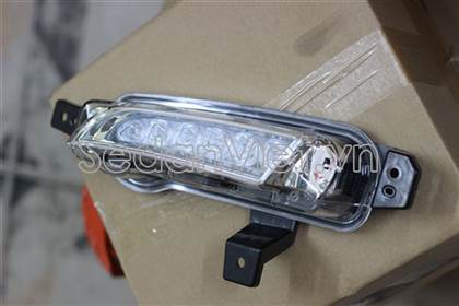 den-led-ban-ngay-phai-suzuki-vitara-chinh-hang-16495