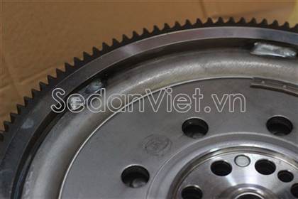 banh-da-kep-2-5-hyundai-starex-oem-18764