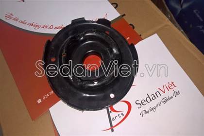 gia-do-giam-soc-truoc-tren-toyota-camry-4847141010-chinh-hang