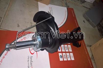 giam-xoc-truoc-trai-ford-focus-chinh-hang-22649