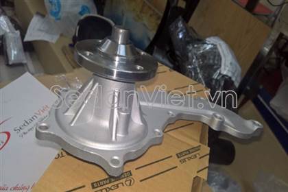 bom-nuoc-may-xang-toyota-fortuner-oem
