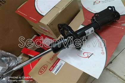 giam-xoc-truoc-trai-kia-rio-chinh-hang-26660