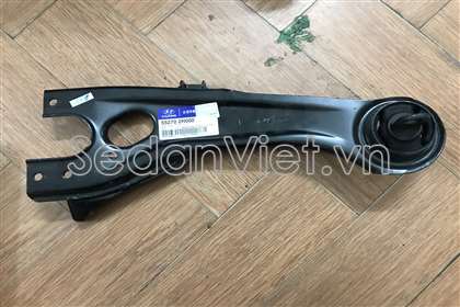 gia-bat-bi-may-o-sau-trai-hyundai-i30-chinh-hang-1047