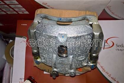 cum-gong-phanh-truoc-trai-hyundai-i10-chinh-hang-8359